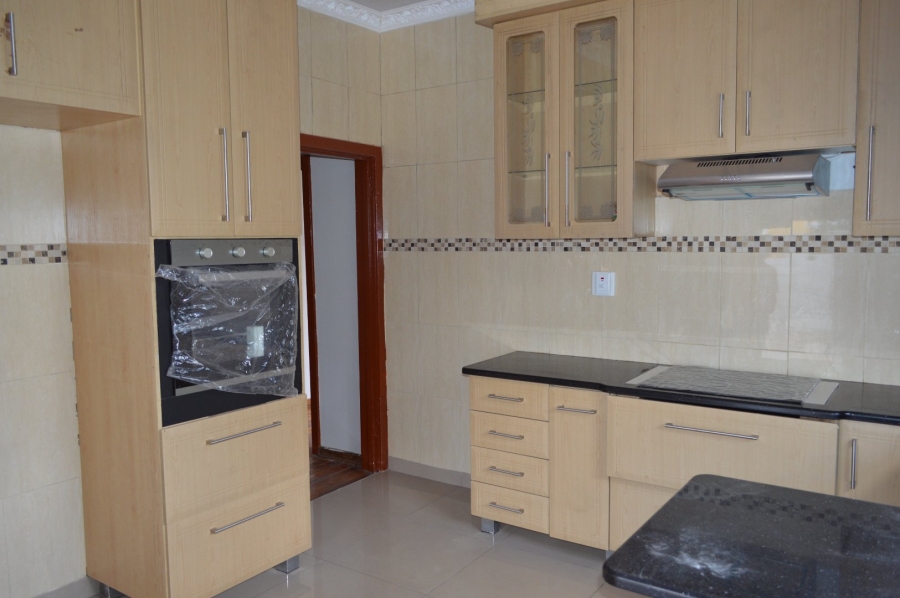 4 Bedroom Property for Sale in Collerville North West